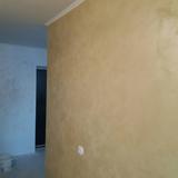 Пески+ предварительная подготовка стен, поклейка потолочных плинтусов, покраска потолка.