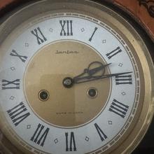 Ремонт настенных часов Янтарь с боем, останавливаются